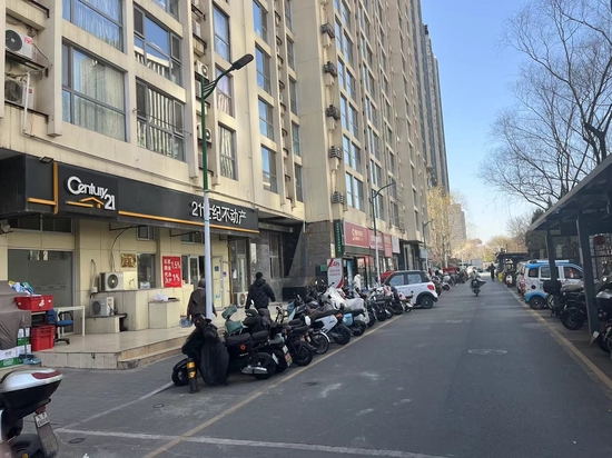 上海“动迁王”荣丰控股败走医疗，重回房地产！曾和郭广昌抢购希腊最大险企