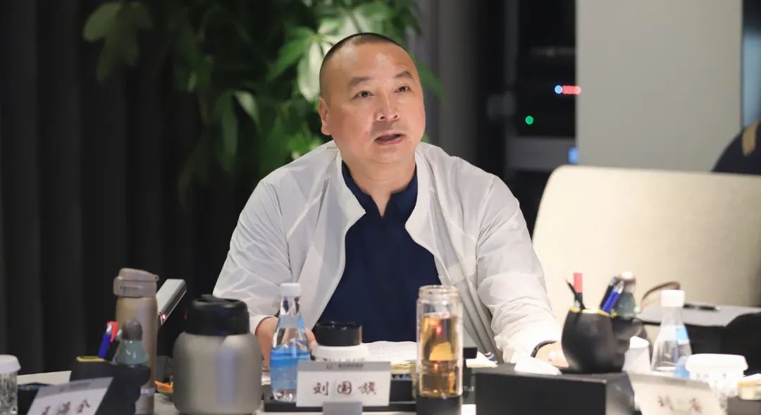 丁立国：担当起“第一责任人”的责任，在应对市场和困境中磨练提升、行稳致远