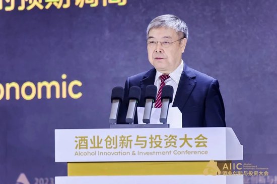 “办法总比困难多”，一群“最先看到远方的人”这样分解大变局