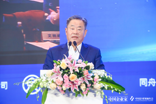 宁高宁：“国进民退”或“民进国退”之争应该终止