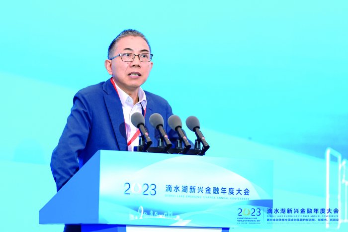 中金公司首席经济学家彭文生：人民币国际化要发挥好实体经济的角色
